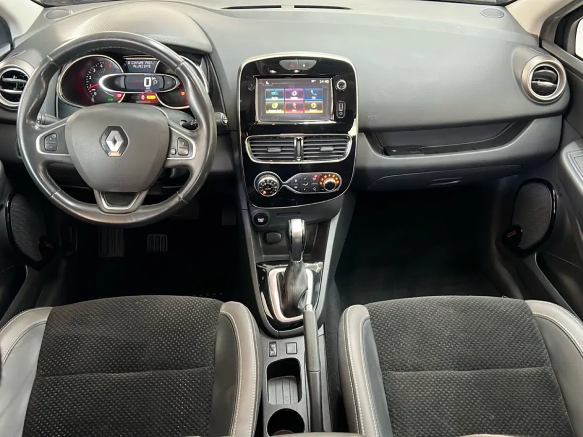 Renault Clio usata a Roma (11)