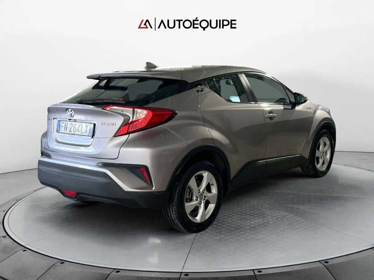 Toyota Toyota C-HR usata a Roma (5)