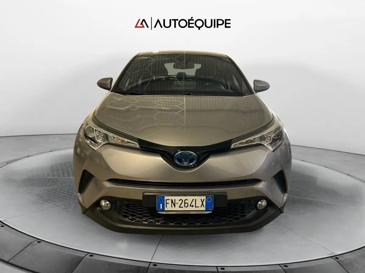 Toyota Toyota C-HR usata a Roma (8)