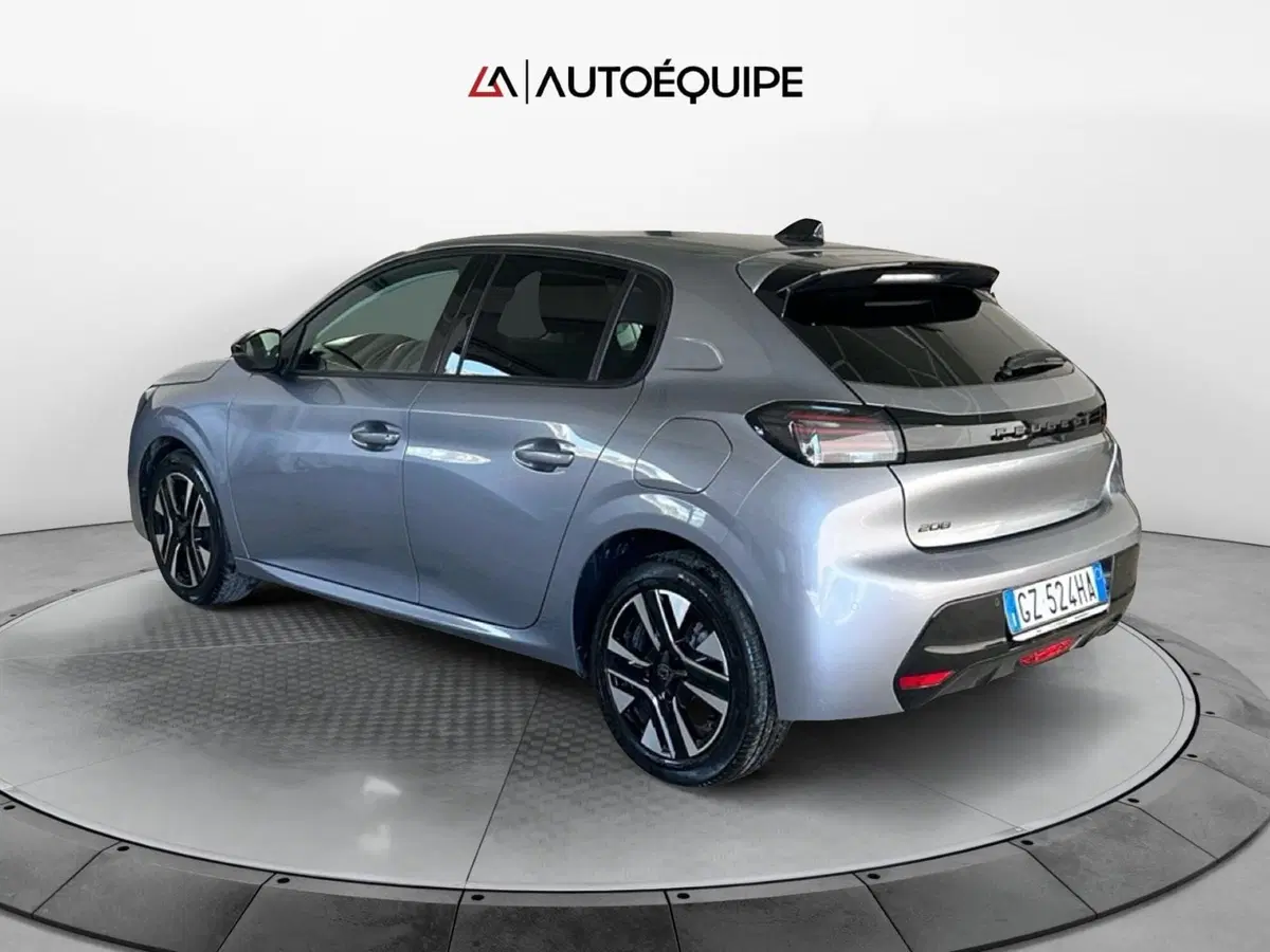Peugeot 208 usata a Roma (3)