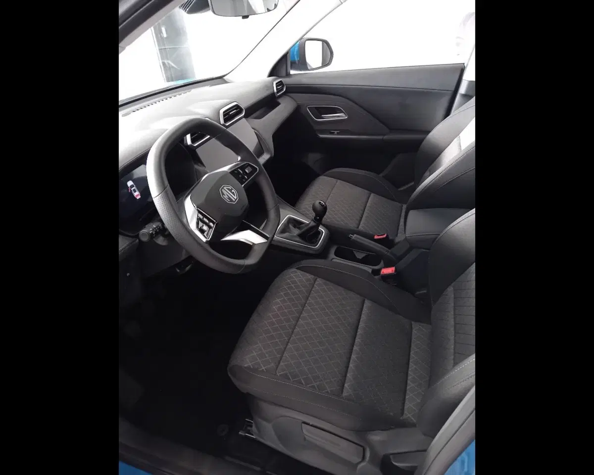 Mg ZS nuova a Savona (12)