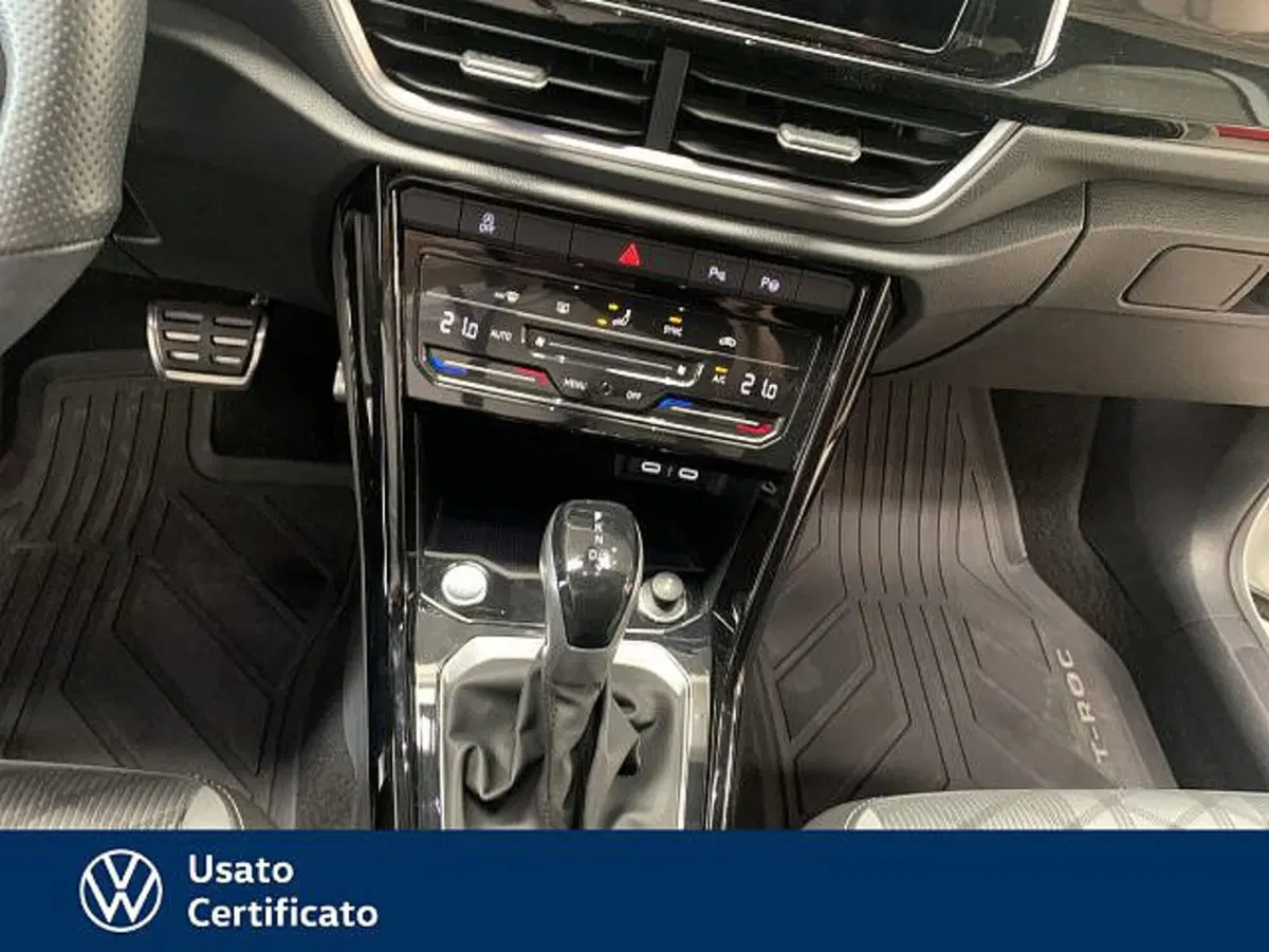 Volkswagen T-Roc usata a Vicenza (11)