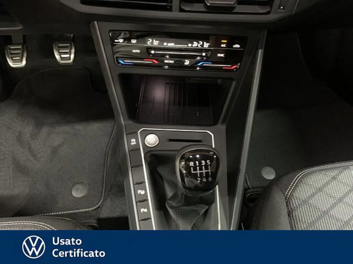 Volkswagen Taigo nuova a Vicenza (11)