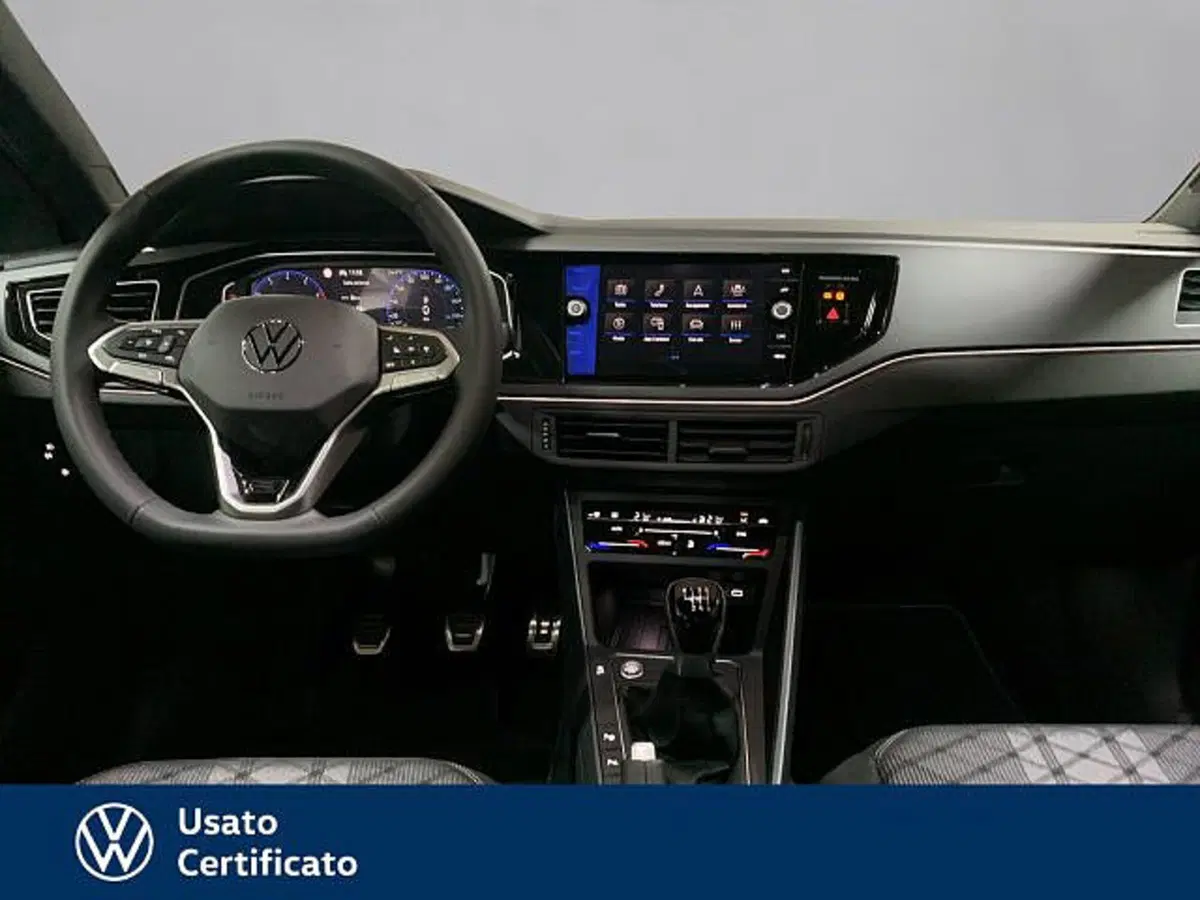 Volkswagen Taigo nuova a Vicenza (8)