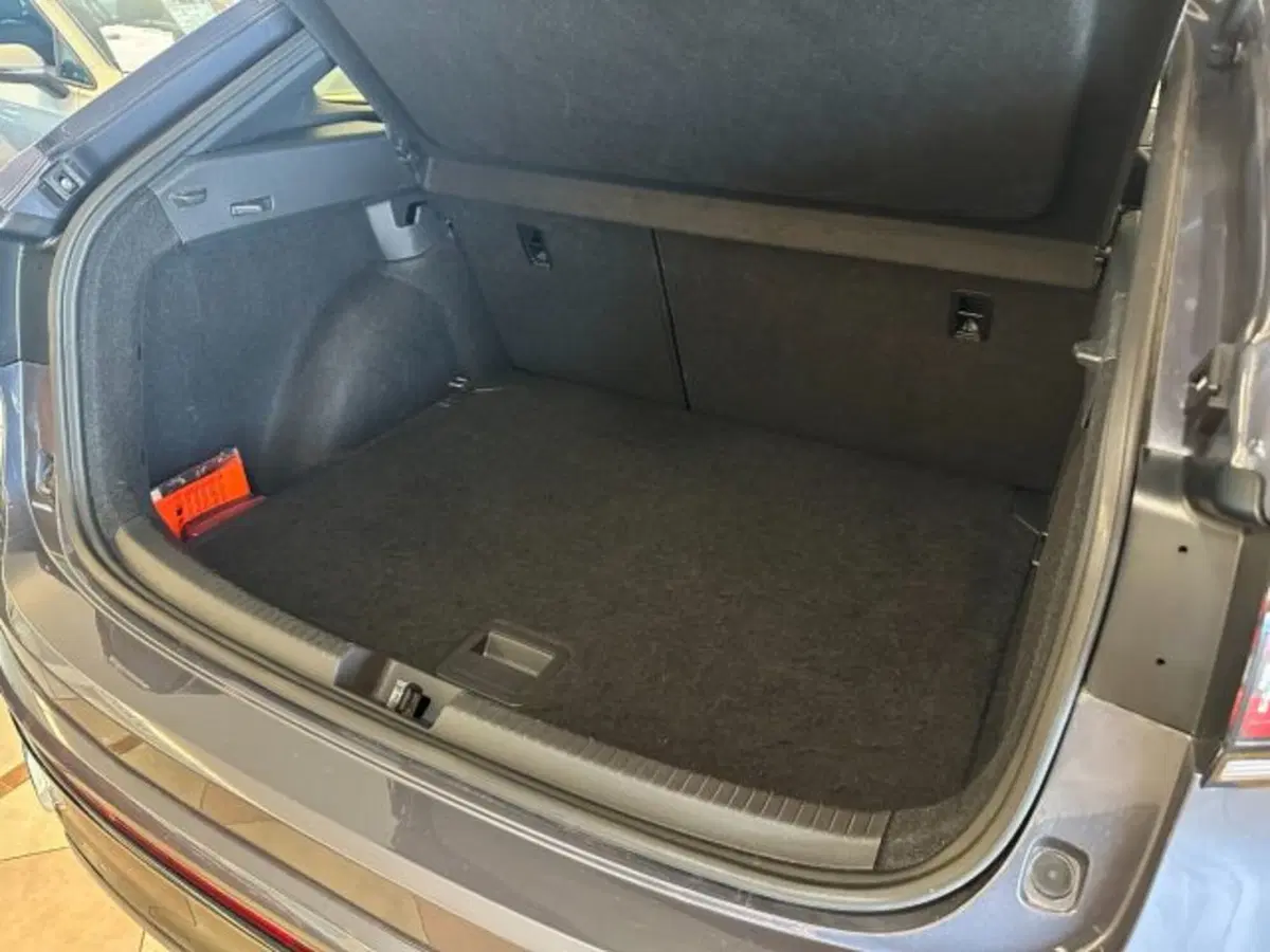 Volkswagen Taigo usata a Vicenza (5)