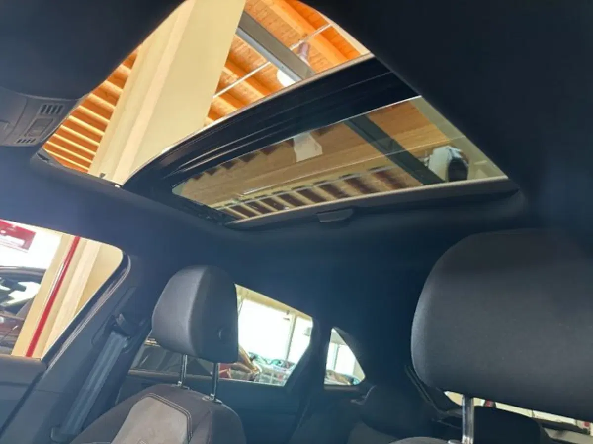Volkswagen Taigo usata a Vicenza (9)