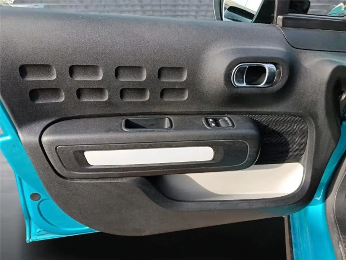 Citroen C3 usata a Bari (9)