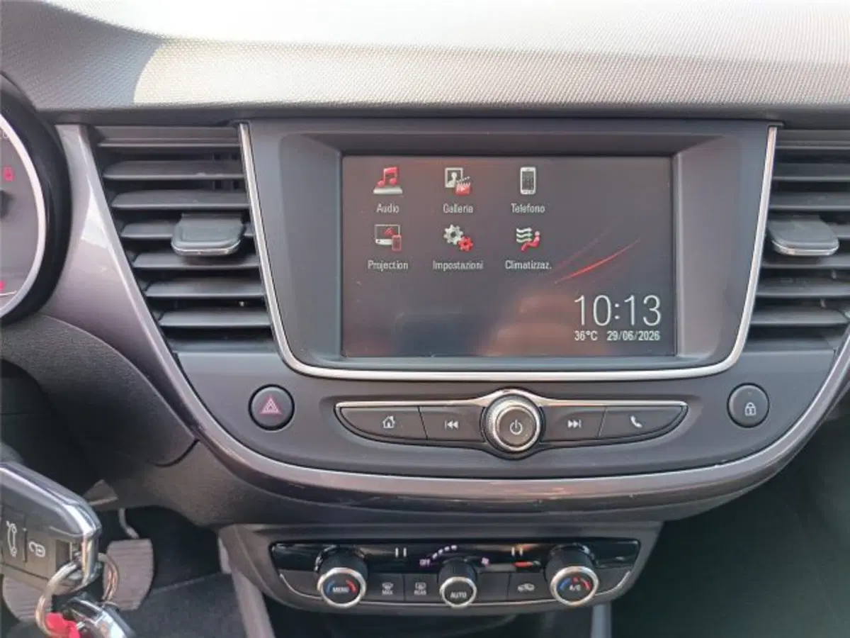 Opel Crossland X usata a Bari (17)
