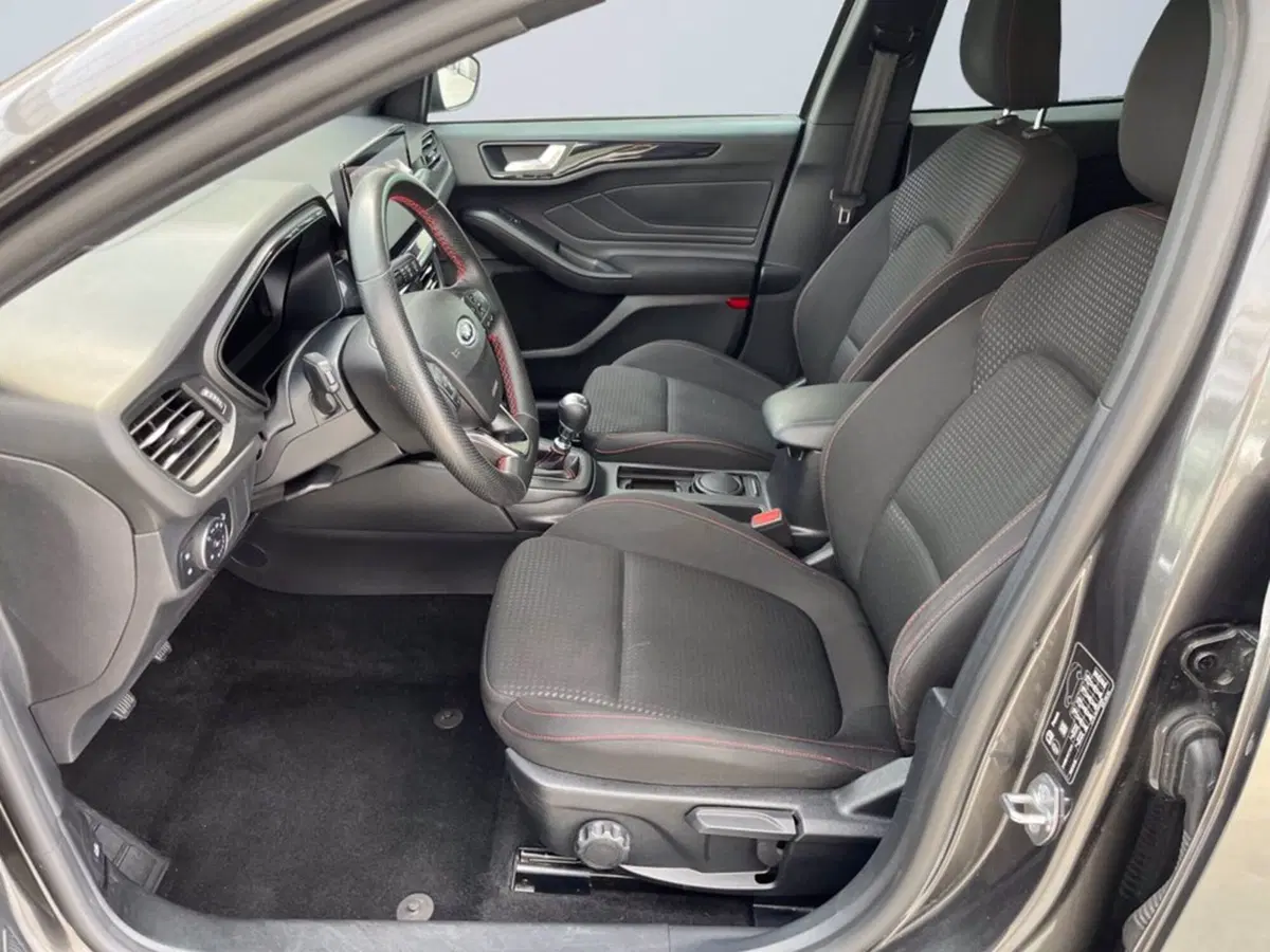 Ford Focus usata a Milano (10)