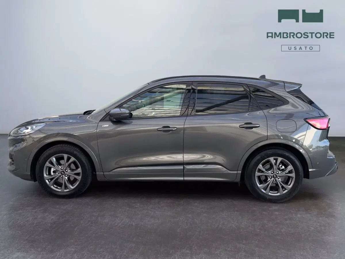 Ford Kuga usata a Milano (2)