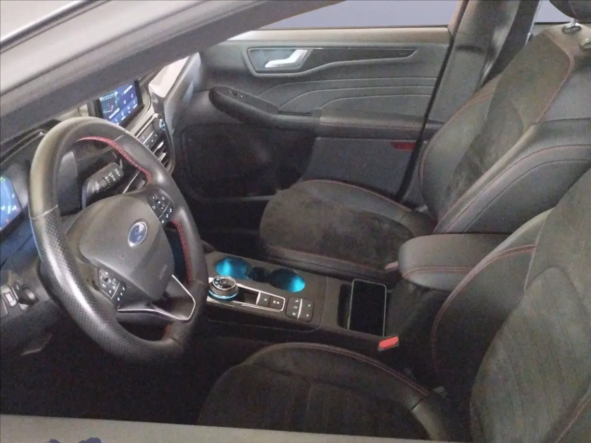Ford Kuga usata a Milano (9)