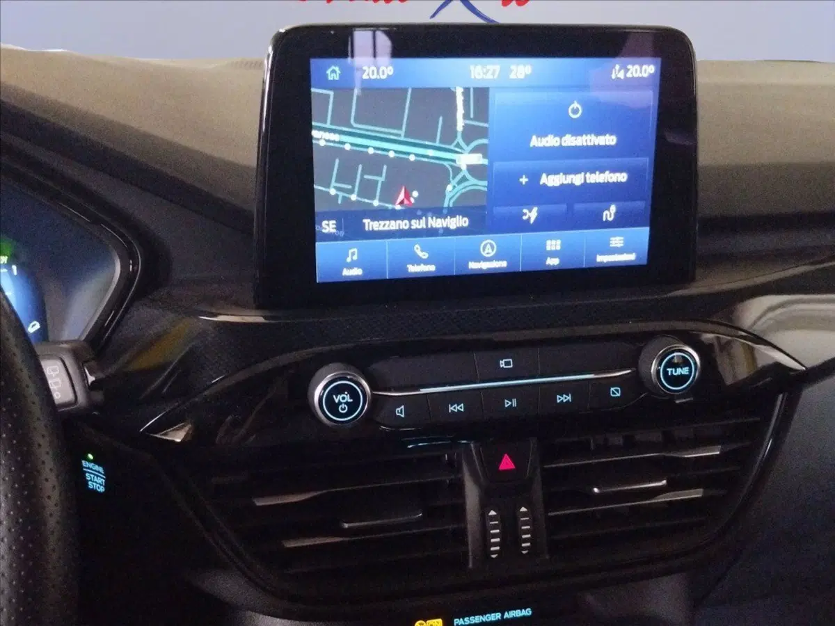 Ford Kuga usata a Milano (11)