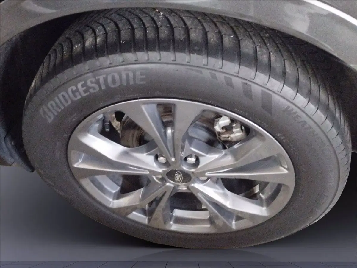 Ford Kuga usata a Milano (17)