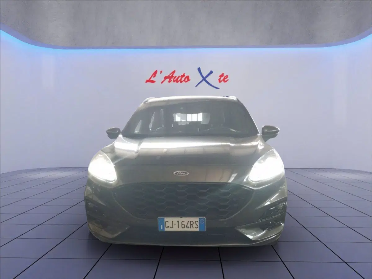 Ford Kuga usata a Milano (2)