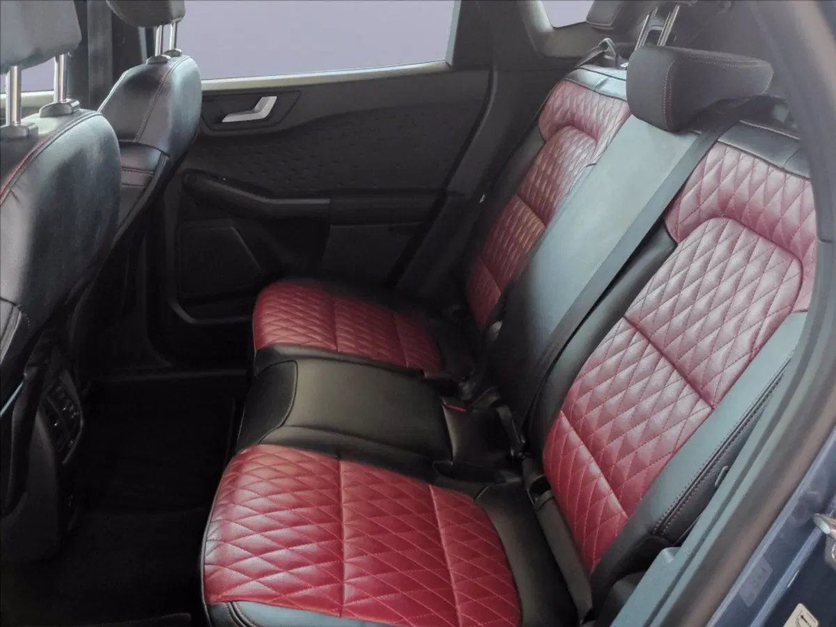 Ford Kuga usata a Milano (13)