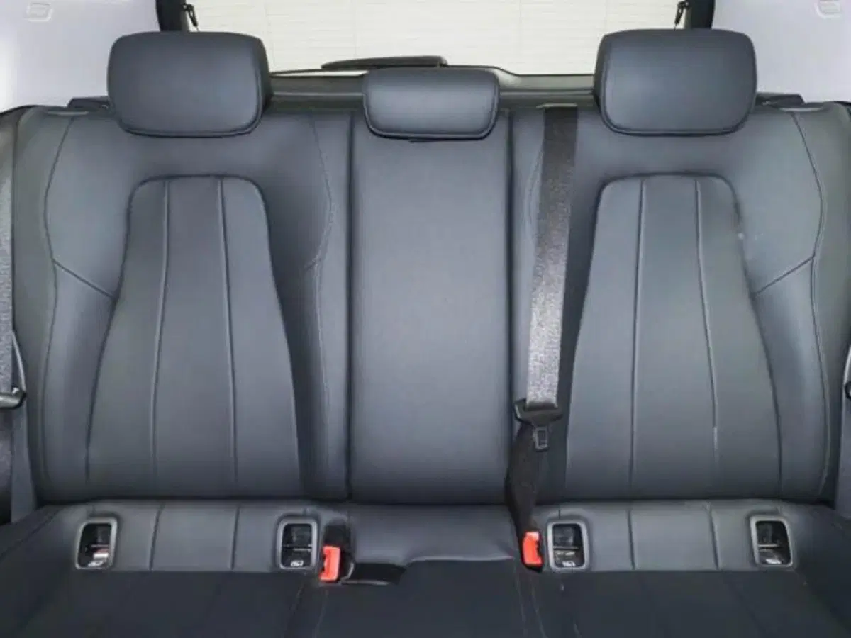 Mercedes-Benz Classe A usata a Milano (9)