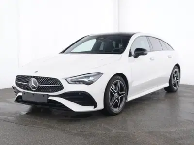 Mercedes-Benz CLA Shooting Brake EQ 200 Premium Plus del 2025 usata a Abbiategrasso