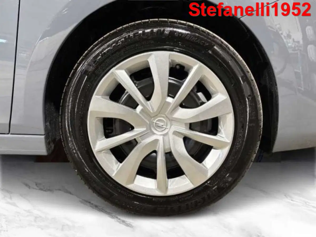 Opel Corsa nuova a Bologna (8)