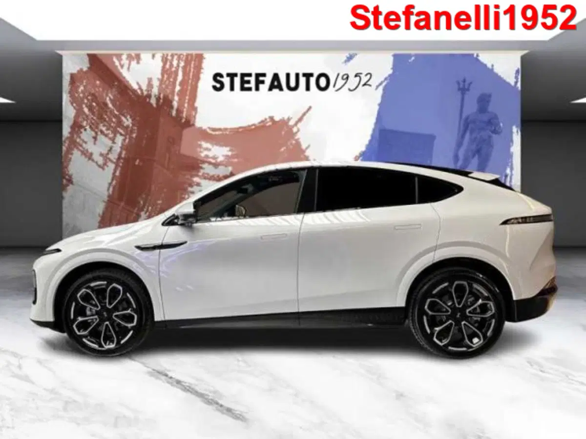 XPeng G6 nuova a Bologna (3)