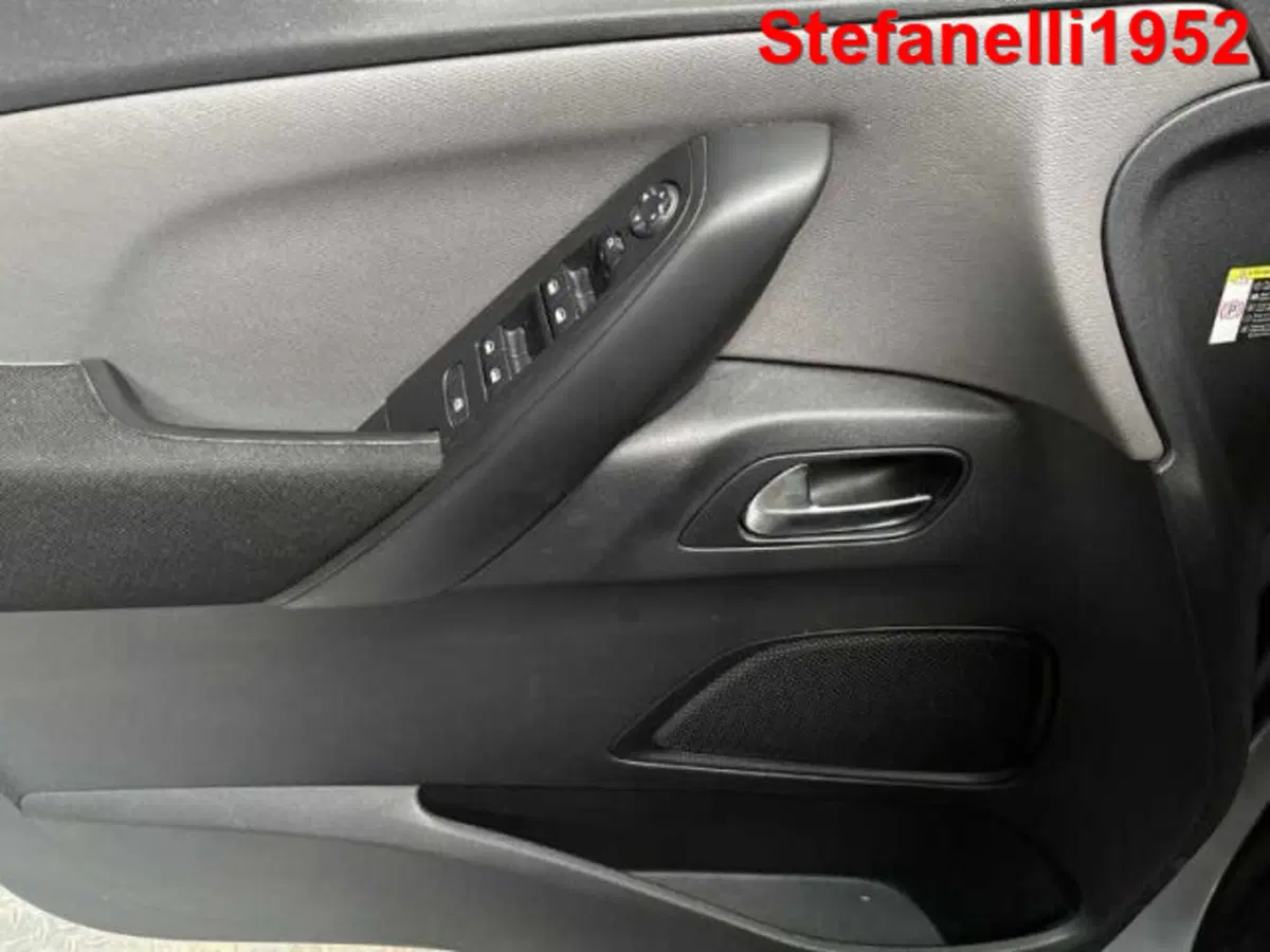 Citroen Grand C4 SpaceTourer usata a Bologna (10)