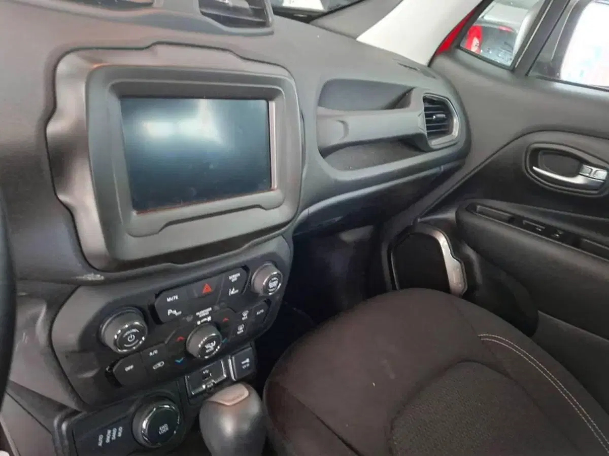 Jeep Renegade usata a Torino (9)