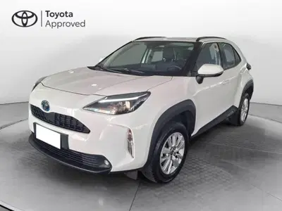 Toyota Yaris Cross 1.5h GR Sport Black Sky fwd 116cv e-cvt del 2023 usata a Torino