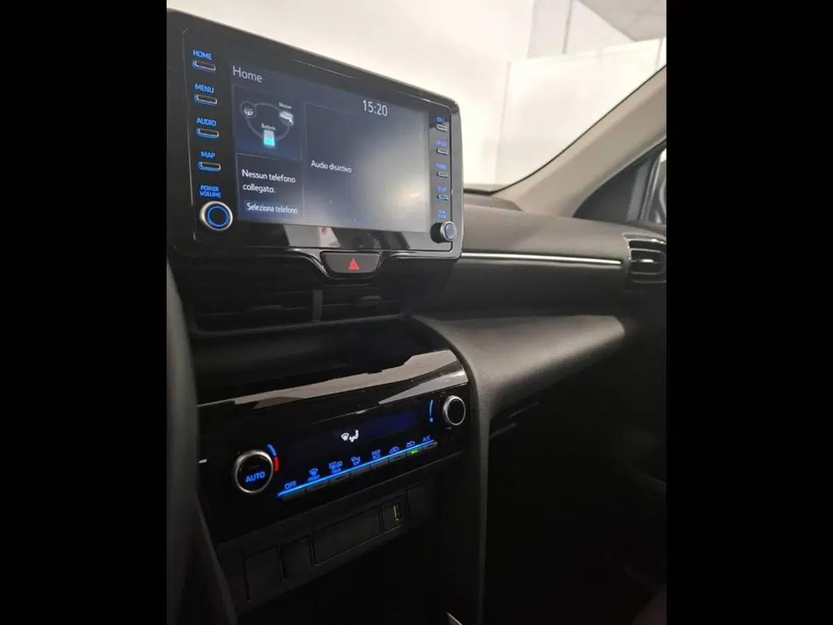 Toyota Yaris Cross usata a Torino (8)