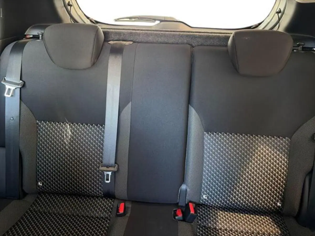 Nissan Micra usata a Sassari (10)