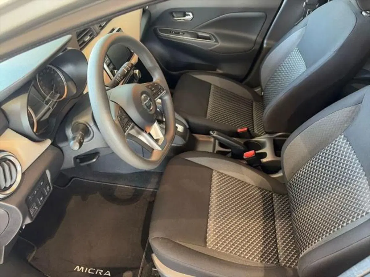 Nissan Micra usata a Sassari (6)