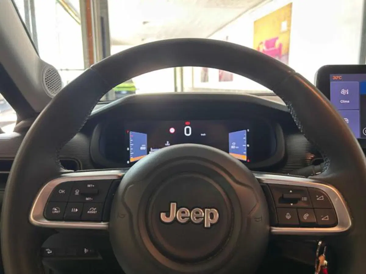 Jeep Avenger usata a Vercelli (13)