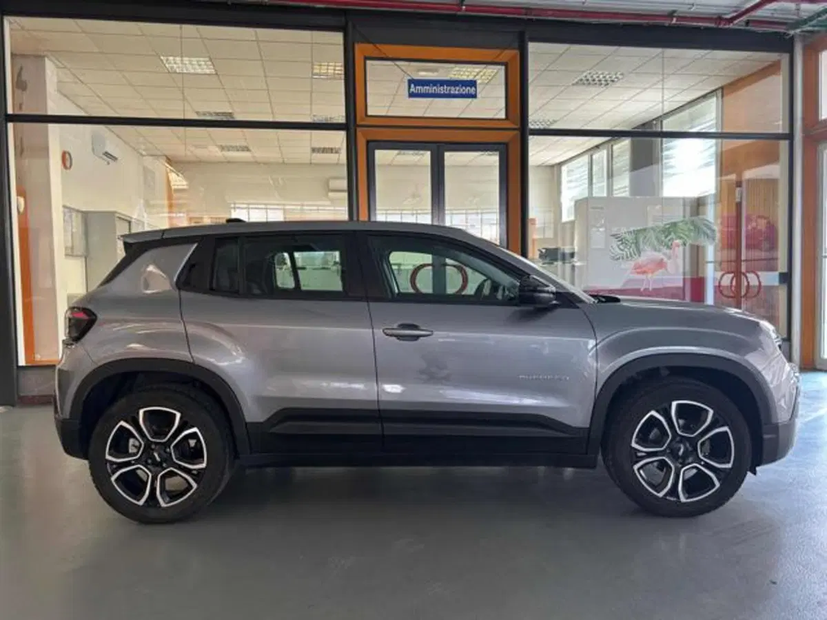 Jeep Avenger usata a Vercelli (4)