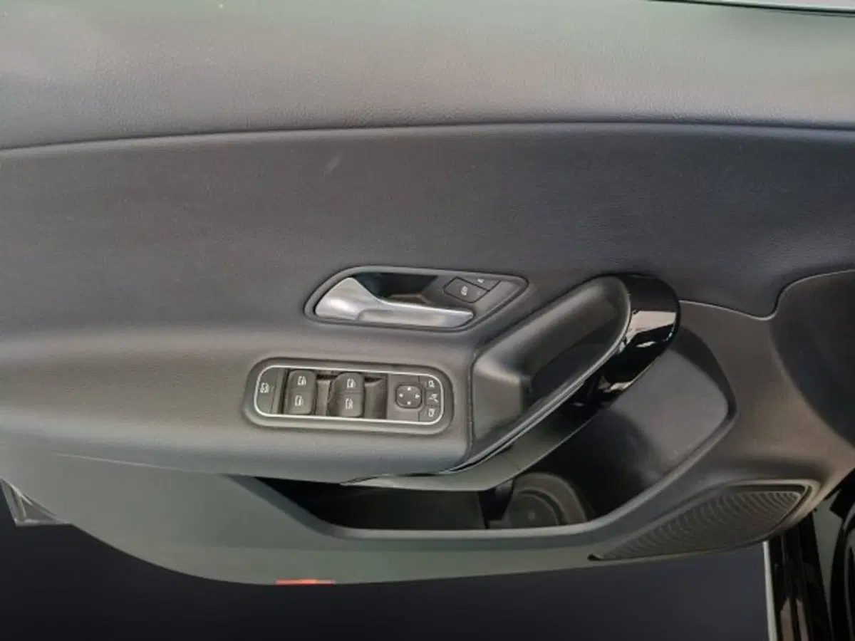 Mercedes-Benz Classe A usata a Teramo (18)