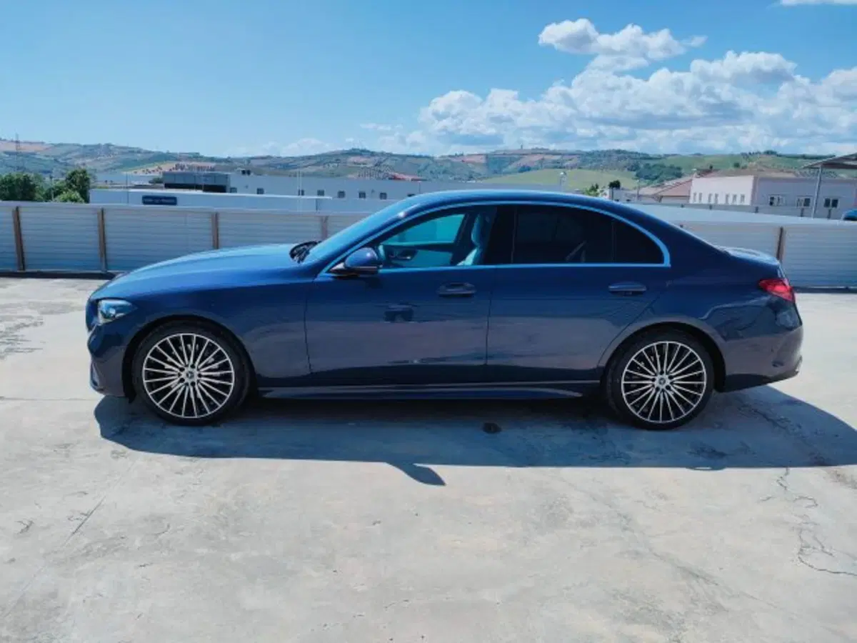 Mercedes-Benz Classe C nuova a Teramo (3)