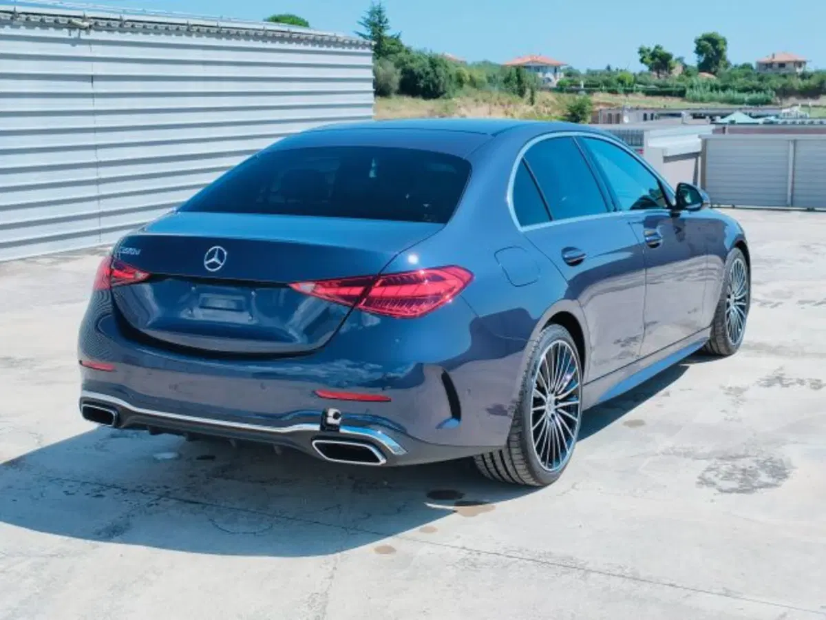 Mercedes-Benz Classe C nuova a Teramo (6)
