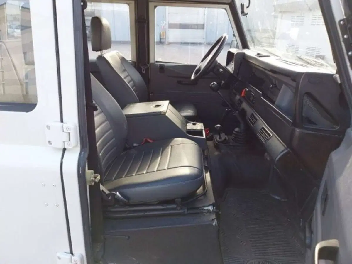 Land Rover Defender usata a Firenze (10)