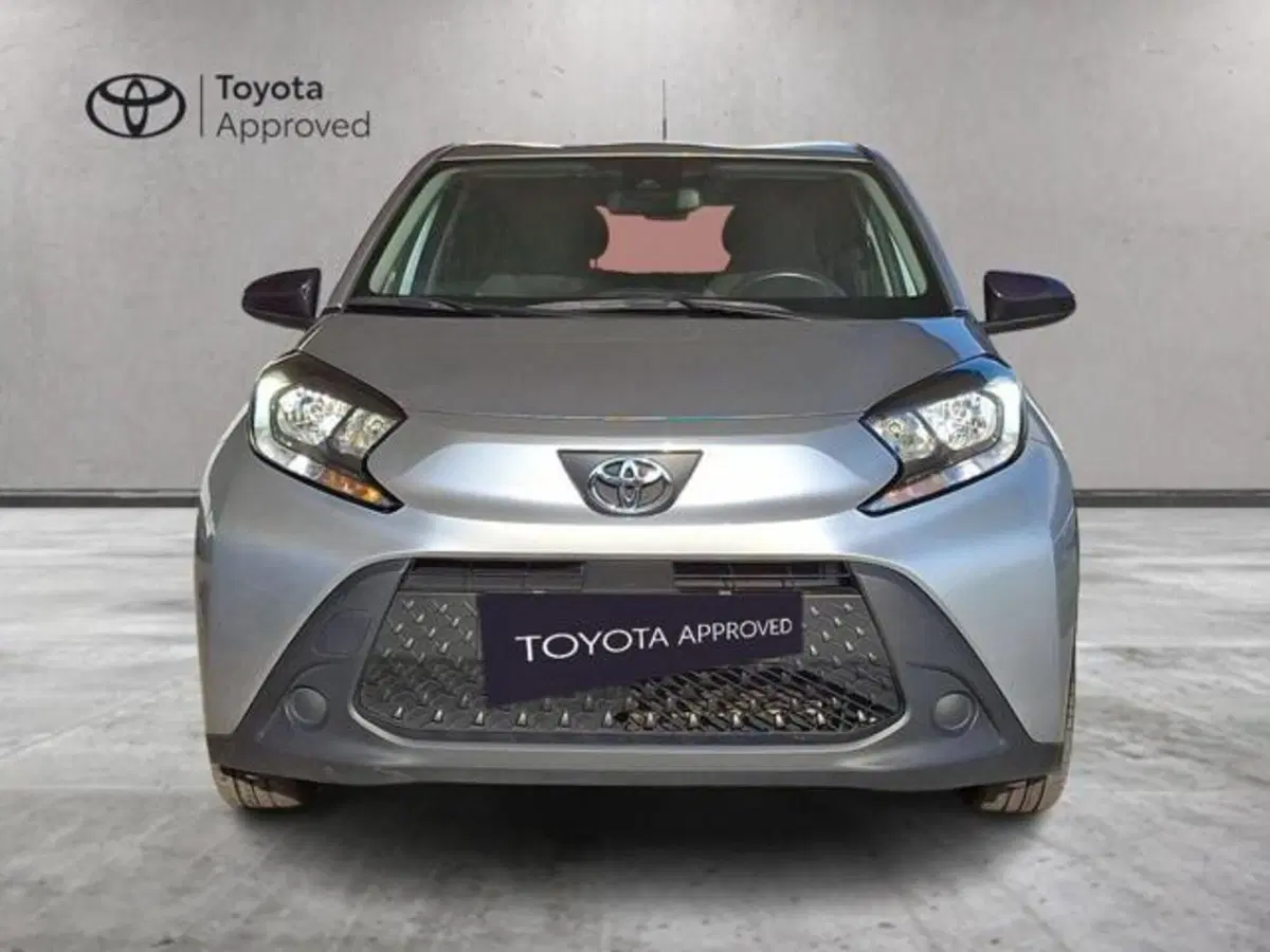 Toyota Aygo X usata a Roma (13)