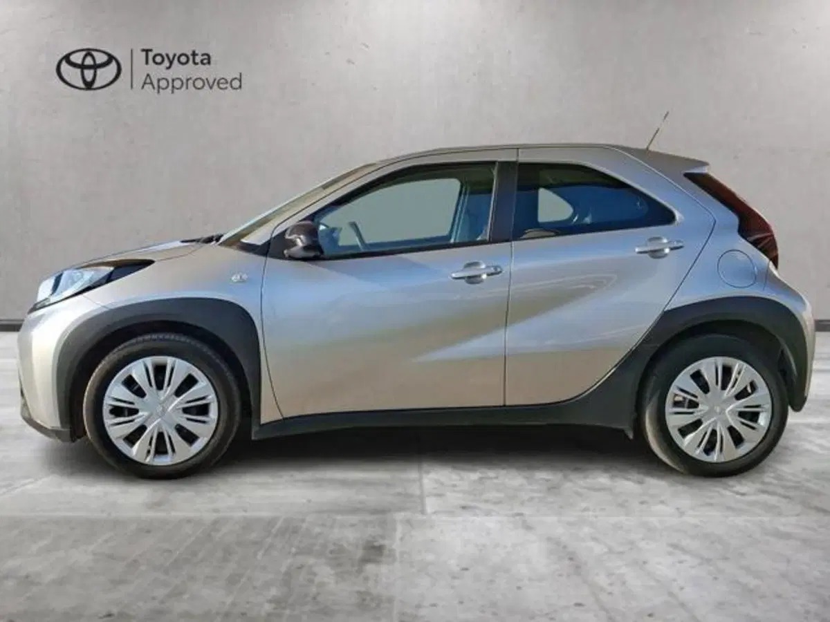 Toyota Aygo X usata a Roma (3)