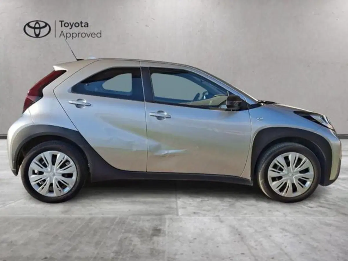 Toyota Aygo X usata a Roma (4)