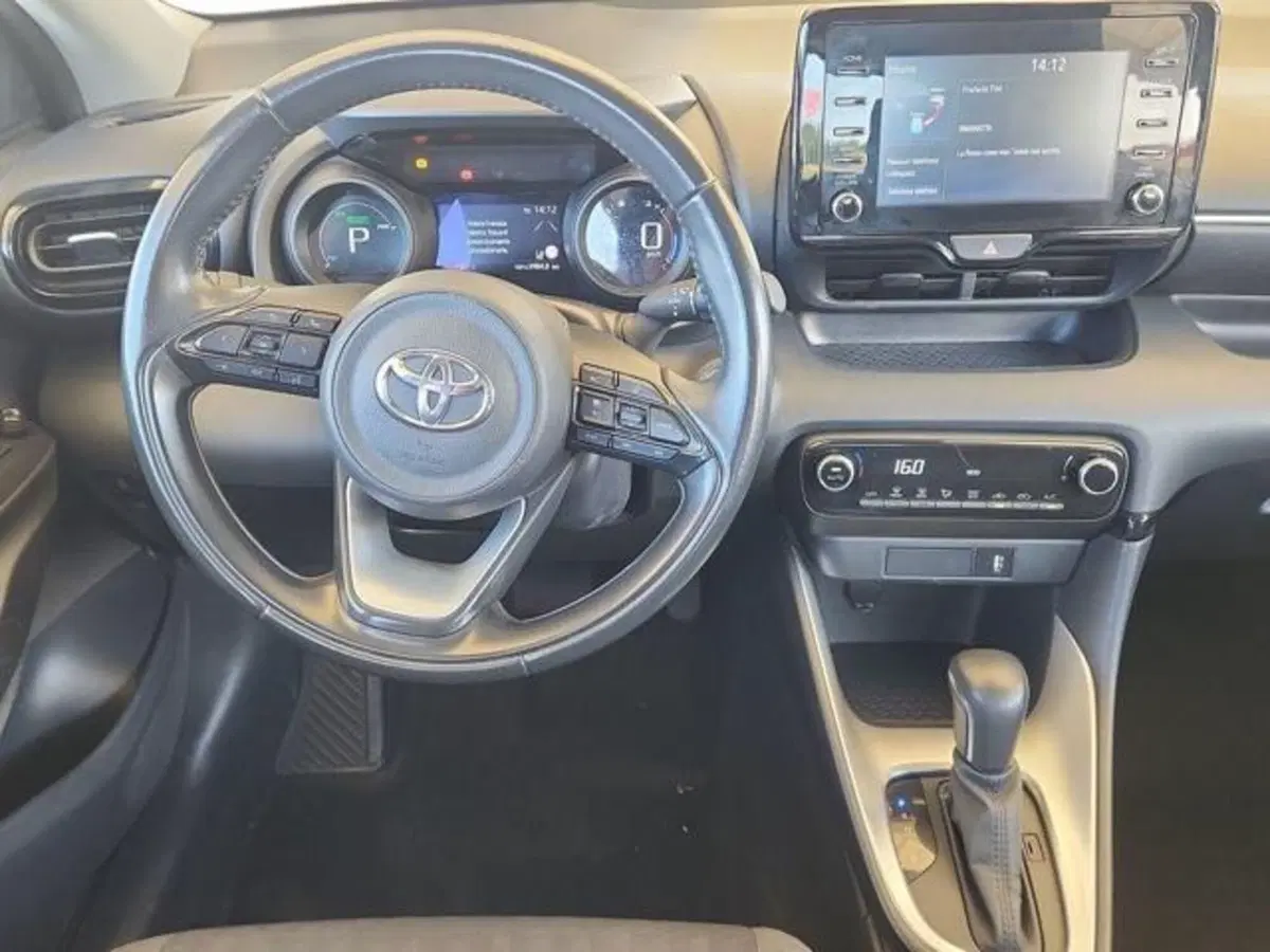 Toyota Yaris Cross usata a Roma (8)