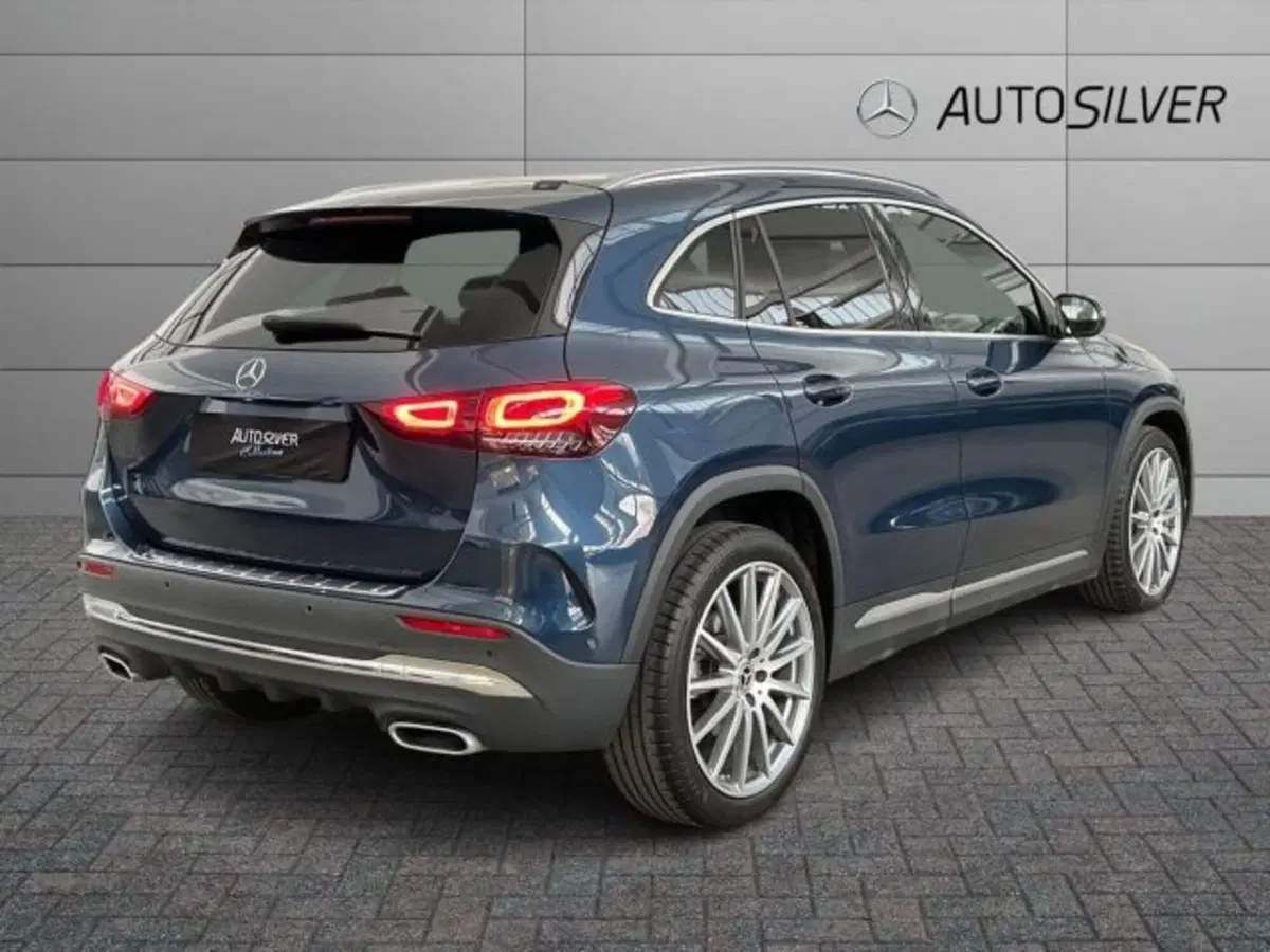 Mercedes-Benz GLA SUV usata a Verona (2)