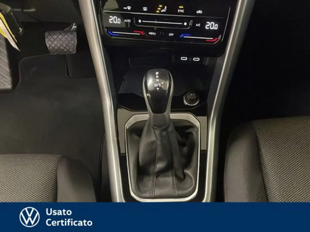 Volkswagen T-Roc Cabrio usata a Vicenza (11)