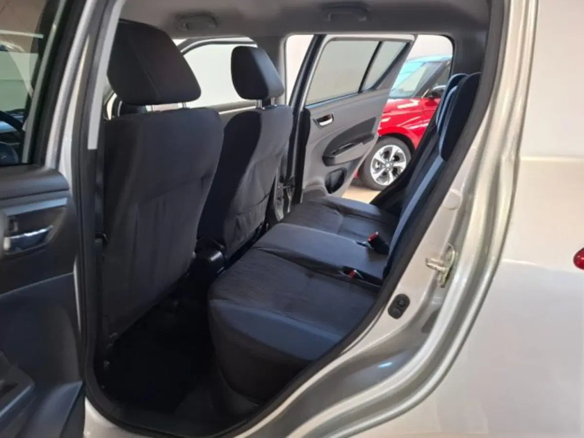 Suzuki Swift usata a Reggio Emilia (13)