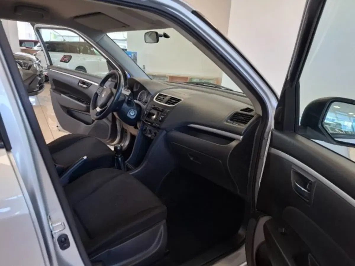 Suzuki Swift usata a Reggio Emilia (15)
