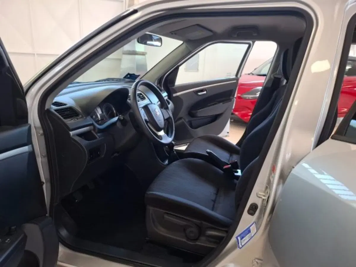 Suzuki Swift usata a Reggio Emilia (9)