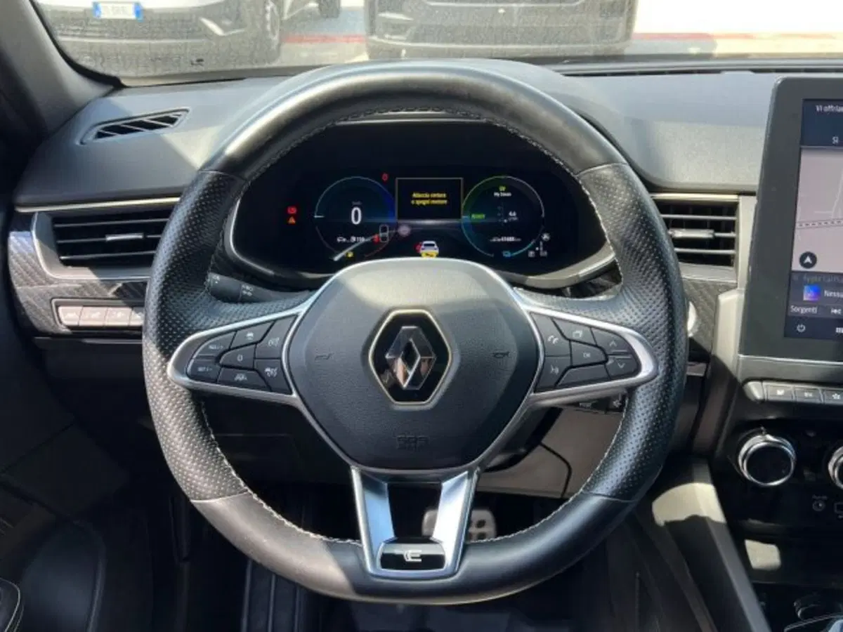 Renault Arkana usata a Taranto (14)