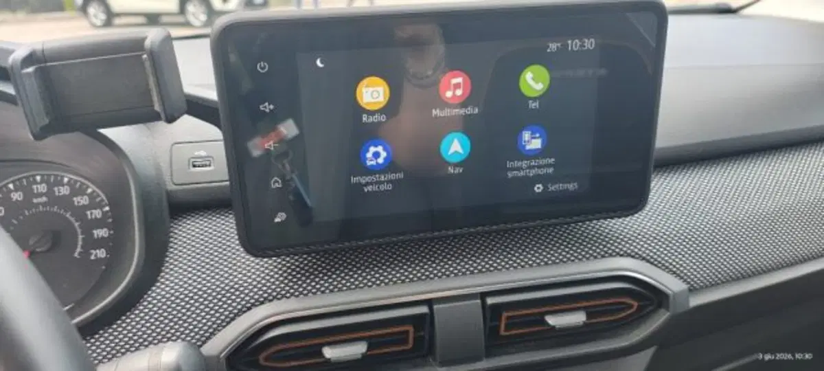 Dacia Sandero usata a Taranto (11)