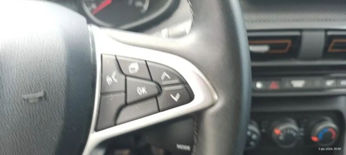 Dacia Sandero usata a Taranto (13)