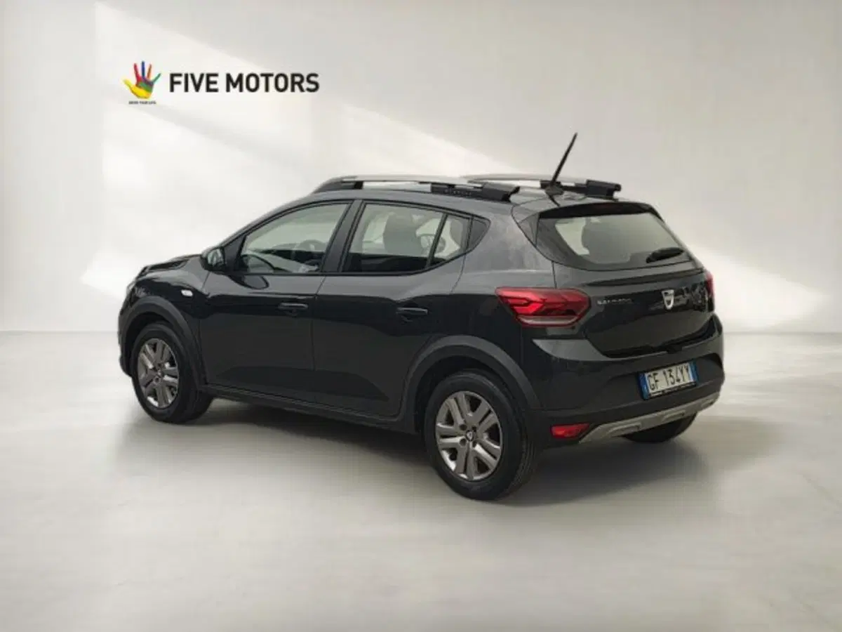 Dacia Sandero usata a Taranto (5)