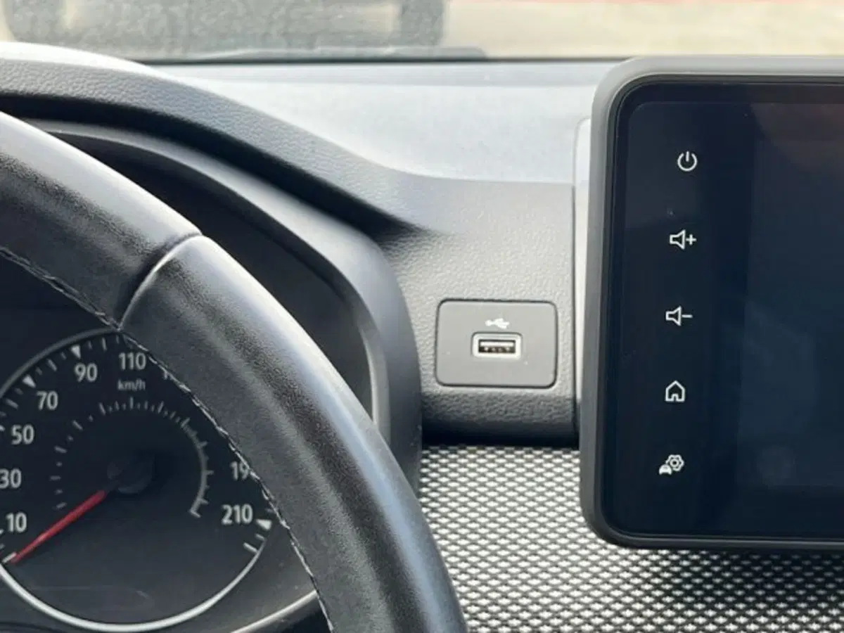 Dacia Sandero usata a Taranto (13)