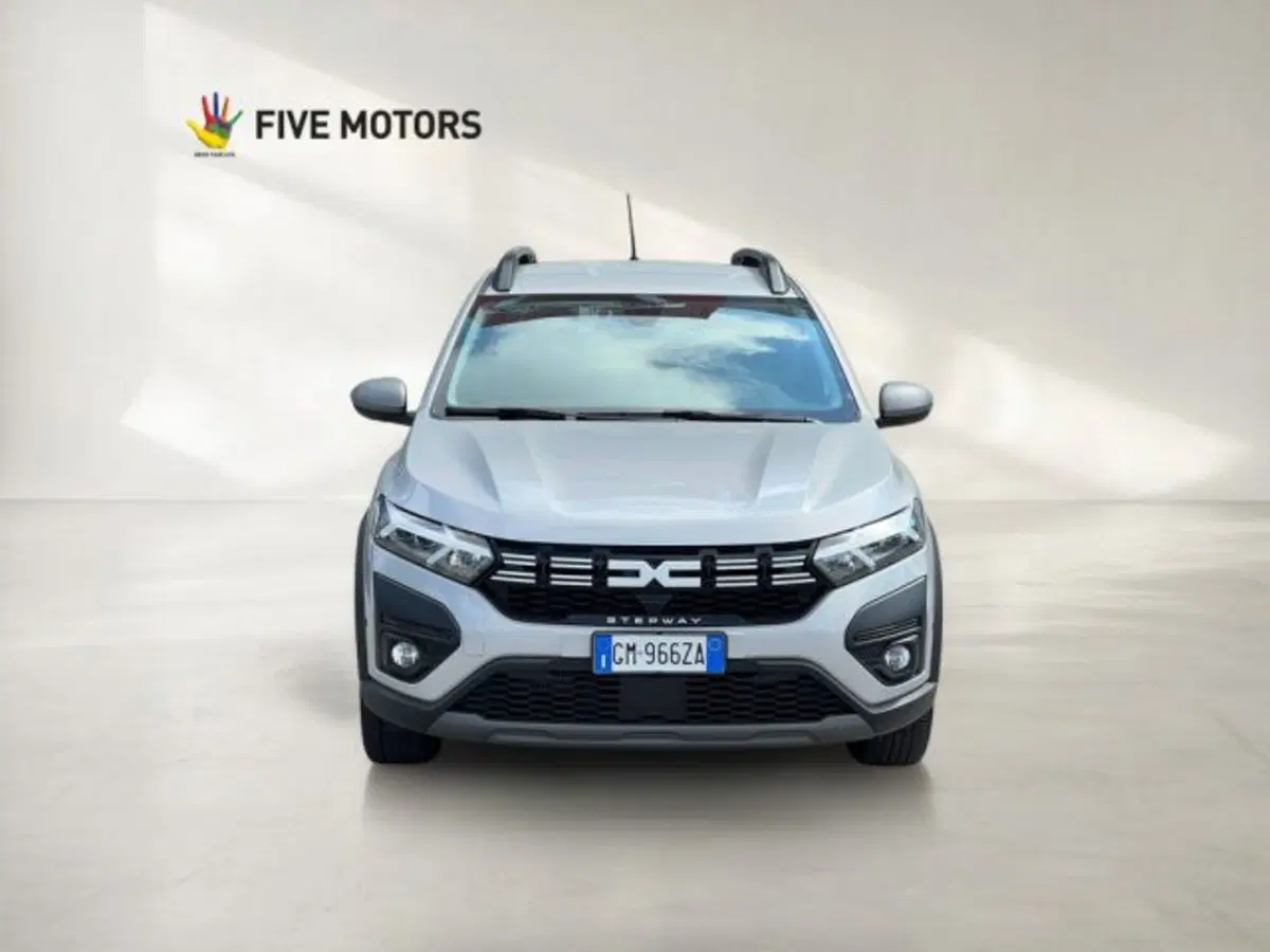 Dacia Sandero usata a Taranto (2)